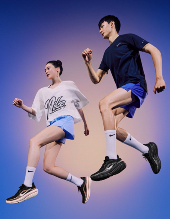 クッション性抜群！NIKEランニングシューズ