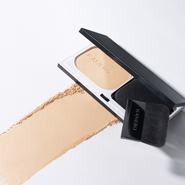 ◆KANEBOパウダーファンデーション新作登場！