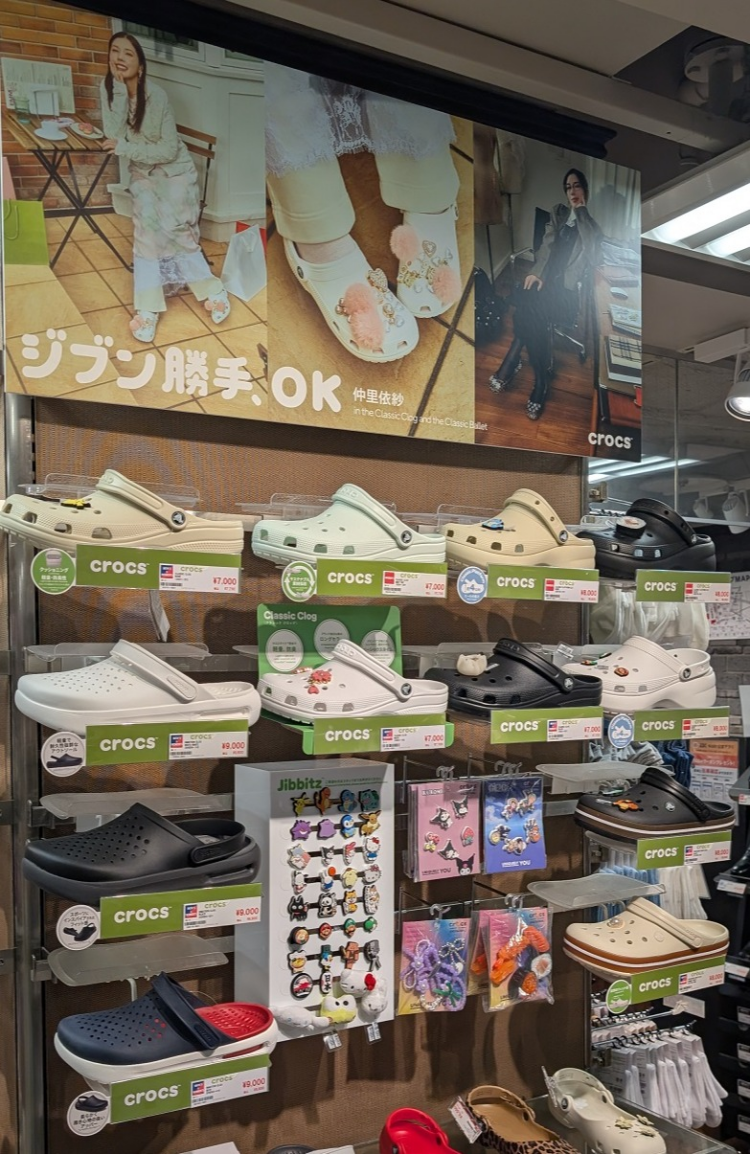 ＜夏物サンダル入荷中＞