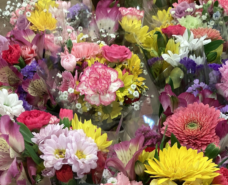 お盆　大切な人に贈るお供えの花